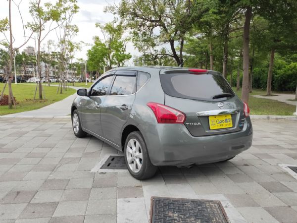 鑫宏車業2013年TIIDA五門1.6 照片4