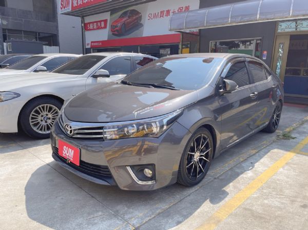 TOYOTA ALTIS 低里程 照片2