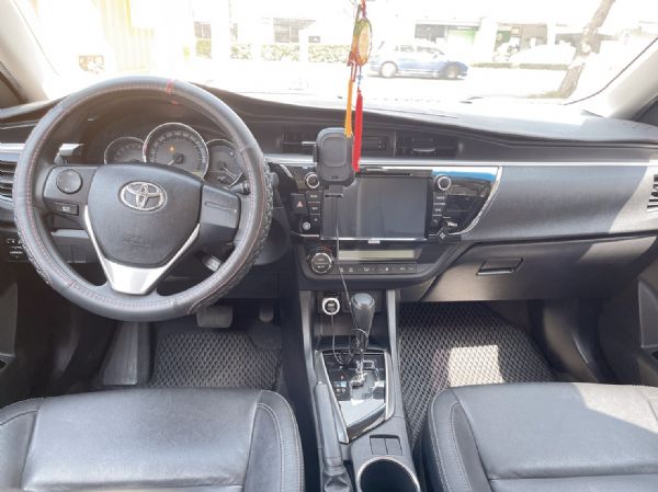 TOYOTA ALTIS 低里程 照片3