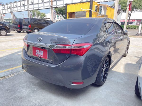 TOYOTA ALTIS 低里程 照片6