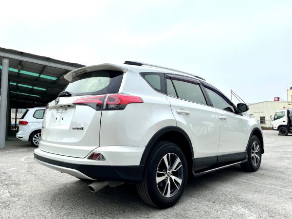 (收訂)RAV4 豪華影音 跑15萬 照片2