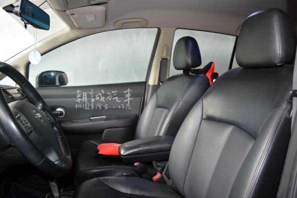 日產 2012 Tiida 照片8