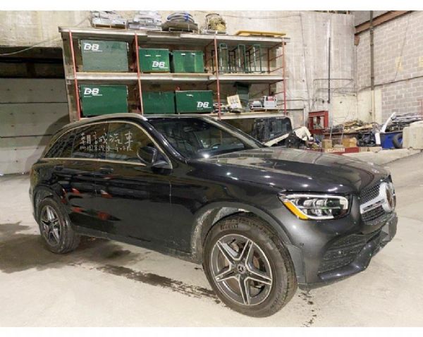 賓士 2021 GLC300 SUV 照片7