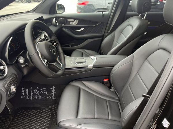 賓士 2022 GLC300 SUV 照片8