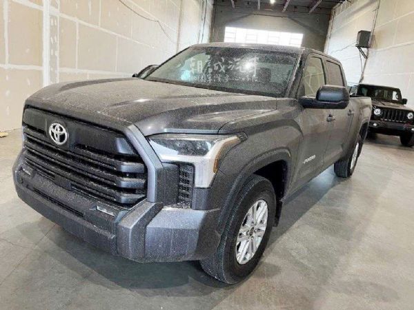 2022Toyota 4x4TUNDRA 照片1