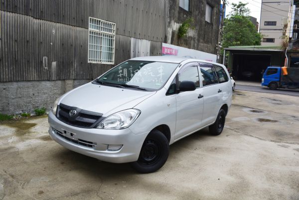 Toyota 2013 Innova 照片1