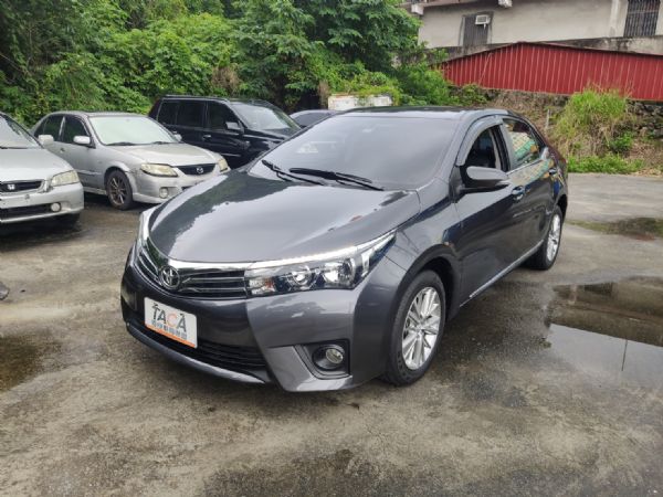 TOYOTA ALTIS 照片1