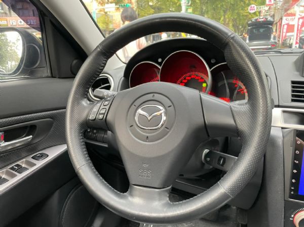 MAZDA 3 2.0S版黑色  照片8