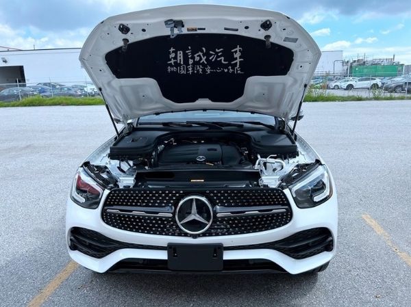 賓士 2022 GLC300 照片8