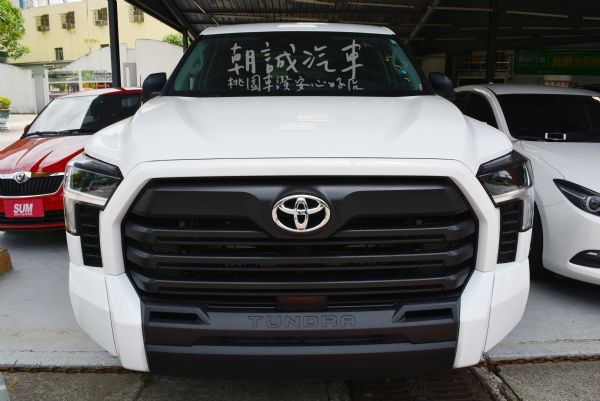 Toyota 2022 tundra 照片4