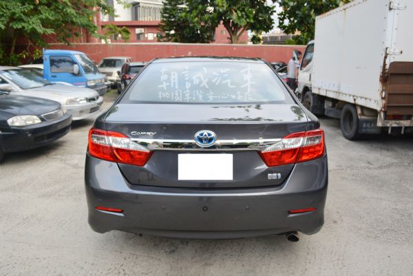 Toyota 2012 Camry 油電 照片3