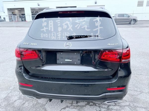 Benz 2022 GLC300 照片3