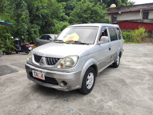 MITSUBISHI FREECA 照片1