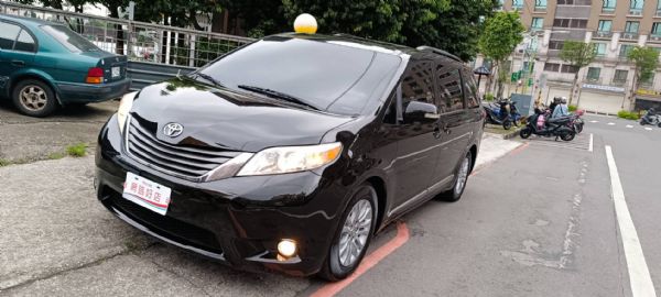 2013 SIENNA XLE 8人座 照片3