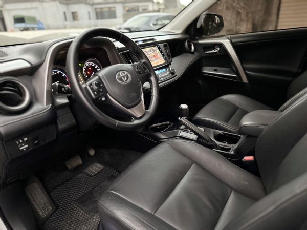 2016年TOYOTA RAV4 照片4