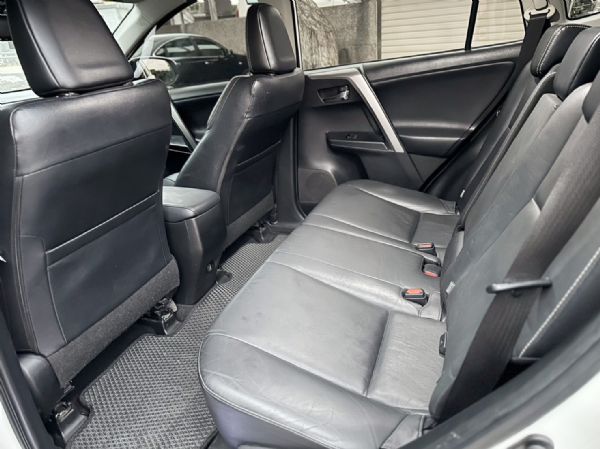2016年TOYOTA RAV4 照片5