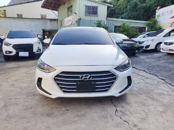 2018年HYUNDAI Elantra 照片2