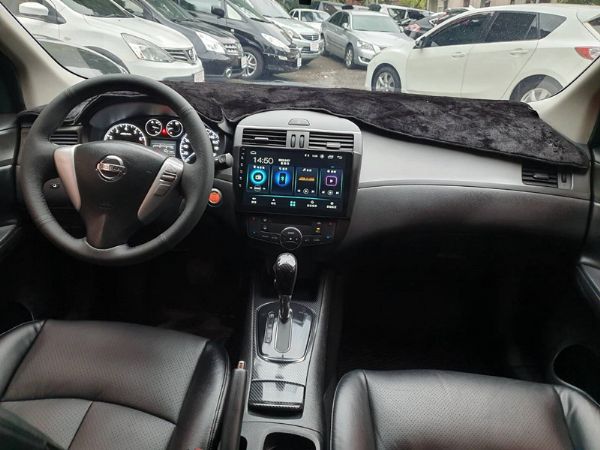 2015年Nissan Tiida 照片3