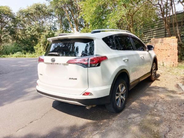 2017年TOYOTA RAV4 照片10