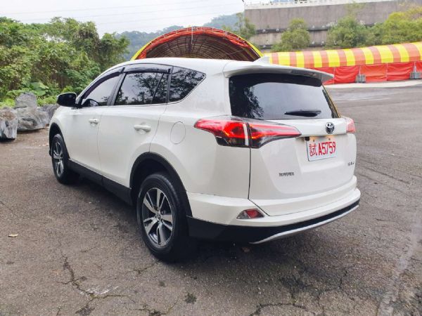 2018年TOYOTA RAV4 照片10