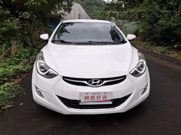 2014年HYUNDAI ELANTRA 照片2