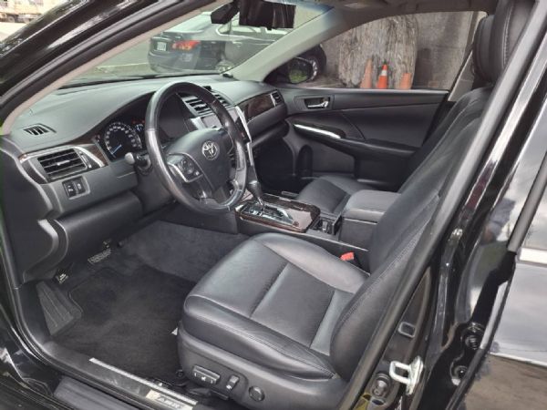 TOYOTA CAMRY 2.0  照片4