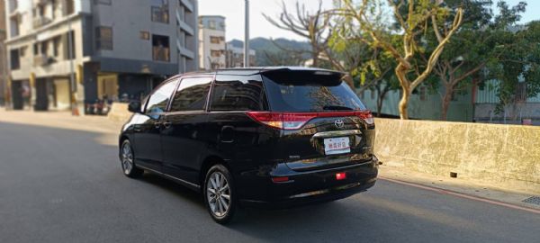 2016 Previa  2.4 頂級版 照片3