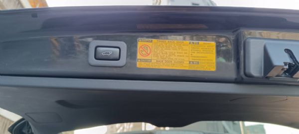 2016 Previa  2.4 頂級版 照片9
