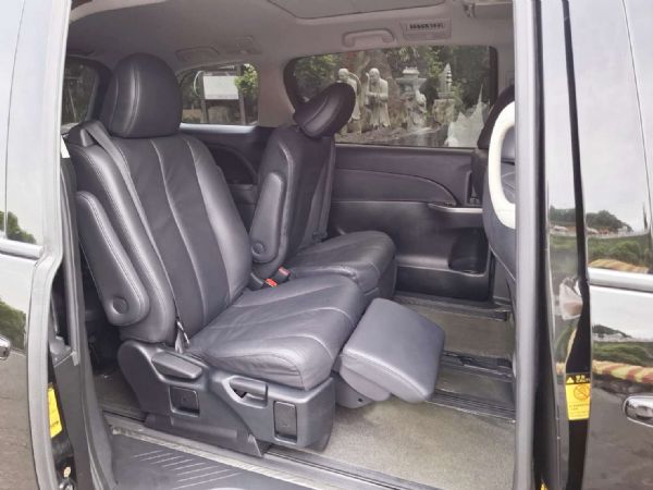 TOYOTA PREVIA 2.4豪華版 照片8