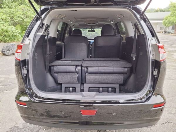 TOYOTA PREVIA 2.4豪華版 照片9