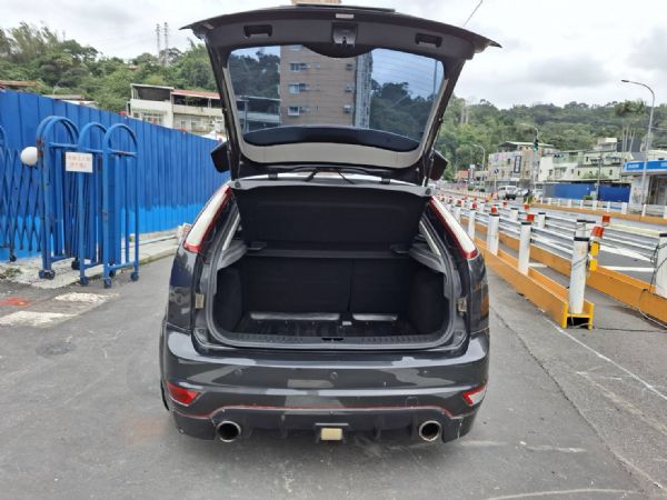 FORD FOCUS 2.0 照片8