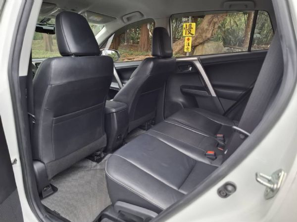 TOYOTA RAV4 尊爵版4代 照片5