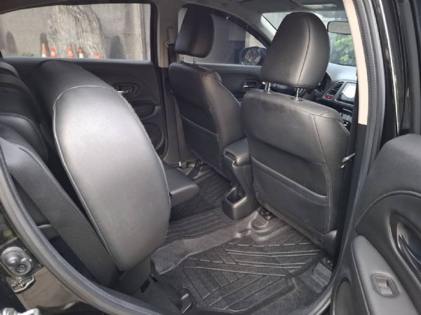 HONDA HR-V 1.8S 頂級款 照片8