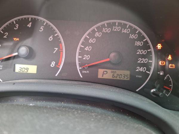TOYOTA ALTIS 1.8 照片9