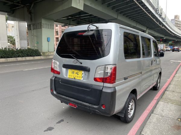 【保證實車實照實價】自排 僅駛8萬多公里 照片7