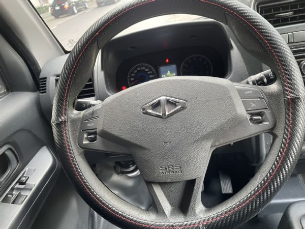 【保證實車實照實價】自排 僅駛8萬多公里 照片8