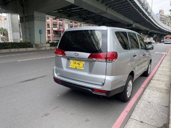 【保證實車實照實價】僅駛1萬多公里 照片7