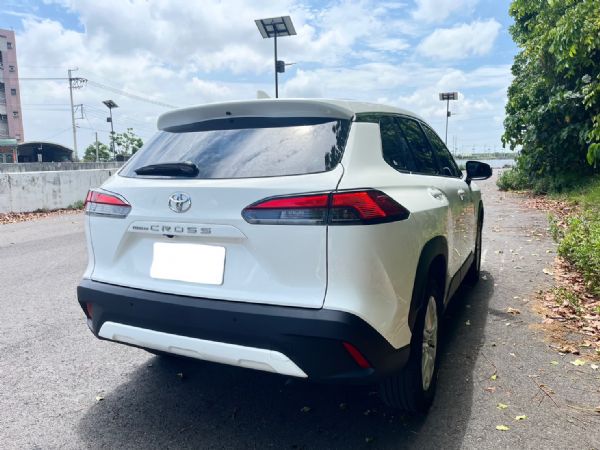 CC汽油尊爵 僅跑7.6萬原漆 照片3