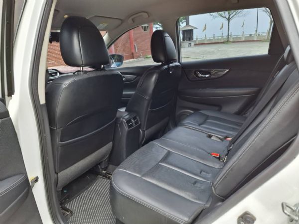 NISSAN X-TRAIL 照片6