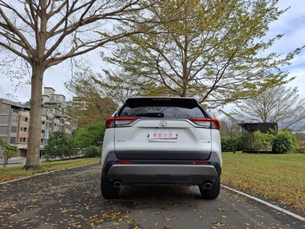 TOYOTA RAV4旗艦版 照片10
