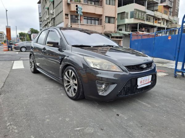 FORD FOCUS 照片3