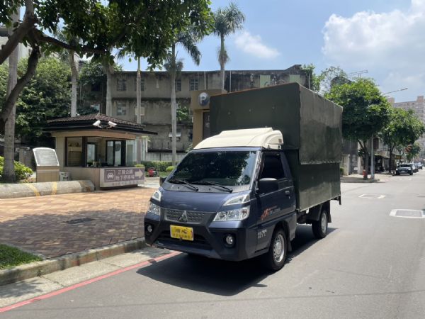 【保證實車實照實價】自排 僅駛7萬多公里 照片2