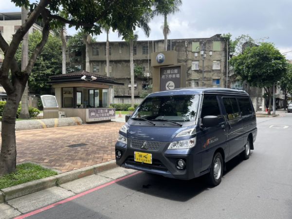 【保證實車實照實價】自排 僅駛3萬多公里 照片1