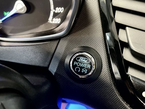 S運動型 僅跑12萬 免KEY/車門啟閉 照片7