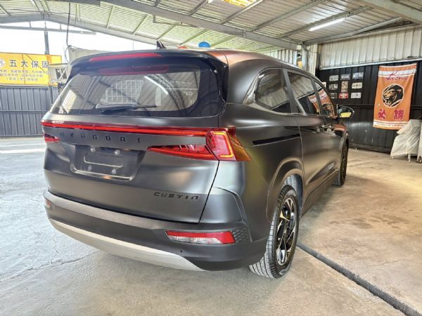 A款Custin跑2萬 保固中消光黑膜  照片2