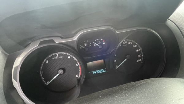 鑫宏車業2014年浪九雙箱貨卡3.2黑 照片10