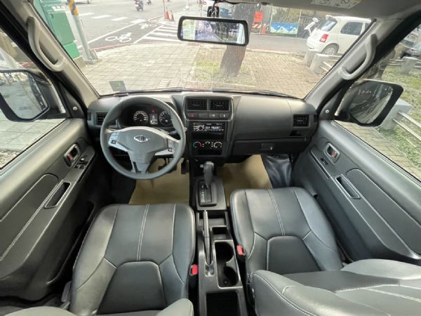 鑫宏車業2023年凌利A180型1.5藍 照片6