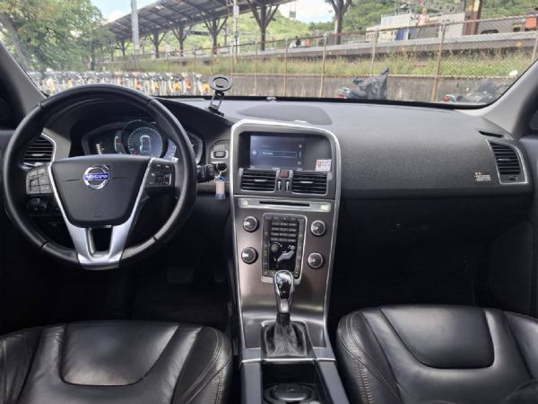 2014 VOLVO XC60 T5 照片6