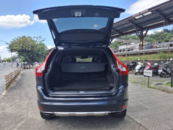 2014 VOLVO XC60 T5 照片9