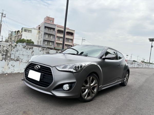 Veloster 小改 原廠消光灰跑7萬 照片1